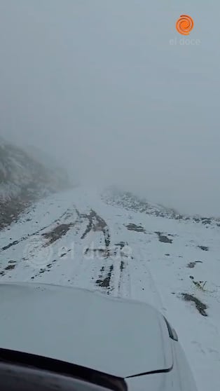 Todo nevado, el paisaje camino a Los Linderos