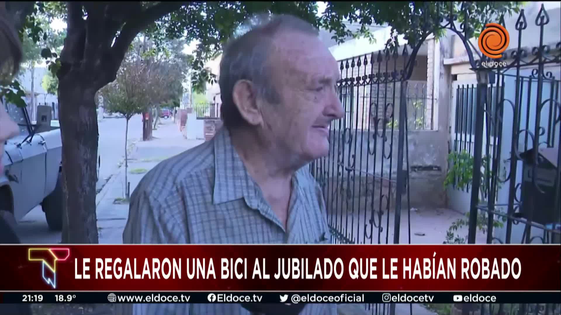 El emotivo regalo para el jubilado al que defendieron de un ladrón