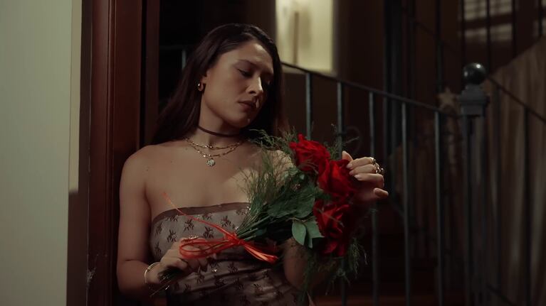 Valentina Márquez lanzó "Sobria no me aguanto" junto a Olivia Wald y Valentina Olguín