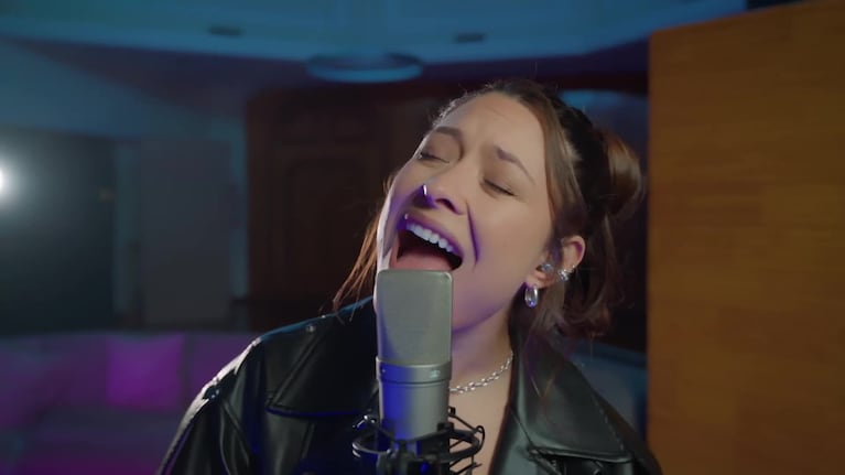 Valentina Márquez presentó su versión de "La noche sin ti" y brilló con su voz