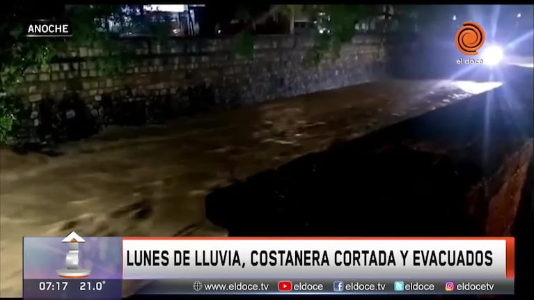 Lluvia en Córdoba: evacuados y Costanera cortada