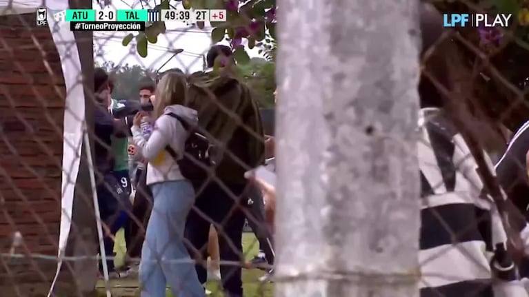 La reserva de Talleres terminó a las piñas con Atlético Tucumán