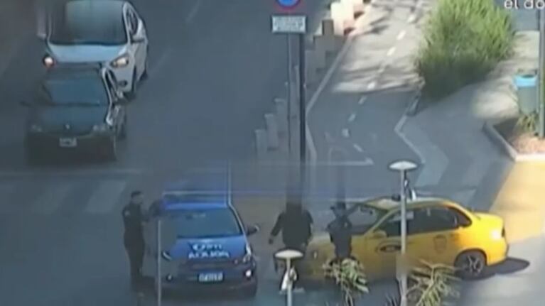 Detuvieron a un taxista que amenazó con un cuchillo a otro conductor