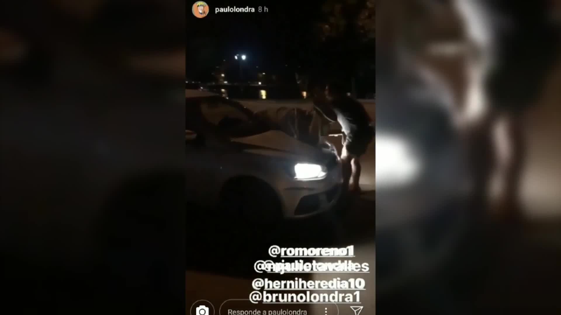 Paulo Londra en Carlos Paz con amigos