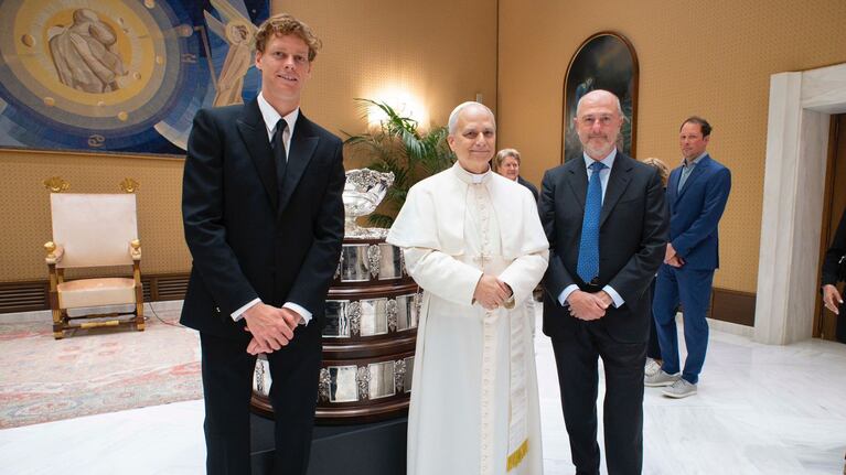 El encuentro del papa León XIV con Jannik Sinner en el Vaticano