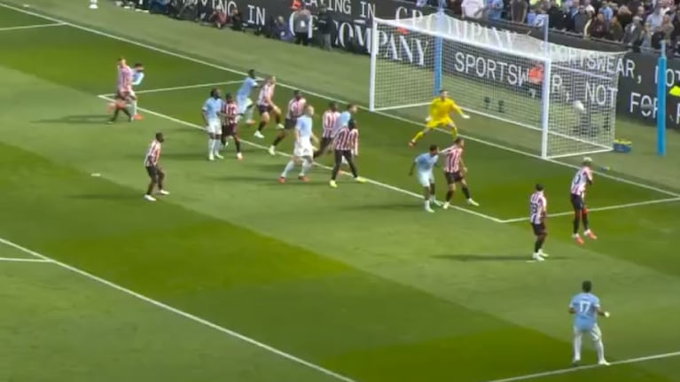 Golazo de Enzo Fernández con Manchester City