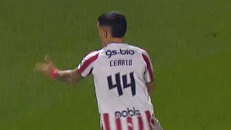 El golazo de volea de Cerato y el 1 a 0 de Instituto ante Talleres