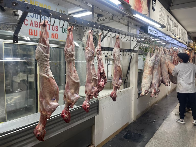 Sin lechón ni costilla: cómo están las ventas en el Mercado Norte a horas de Año Nuevo