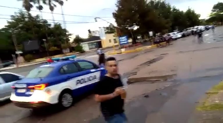 Indignante agresión a un policía