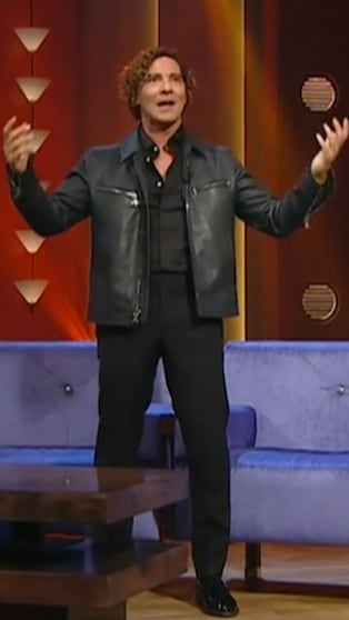 El desopilante blooper de David Bisbal con La Konga