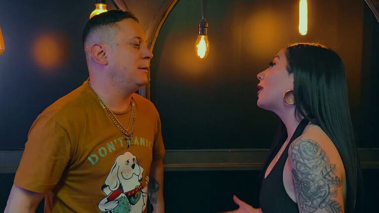 Diego Olmos y Lourdes Montiel reversionaron “Traición” de Pimpinela