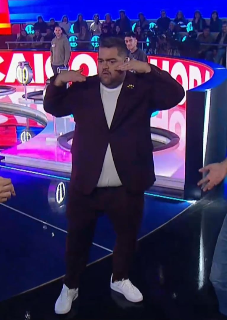 Barassi se sumó a la ola y farmeó aura