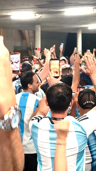 Euforia y la ilusión renovada de los hinchas argentinos