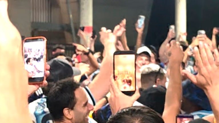 Euforia y la ilusión renovada de los hinchas argentinos