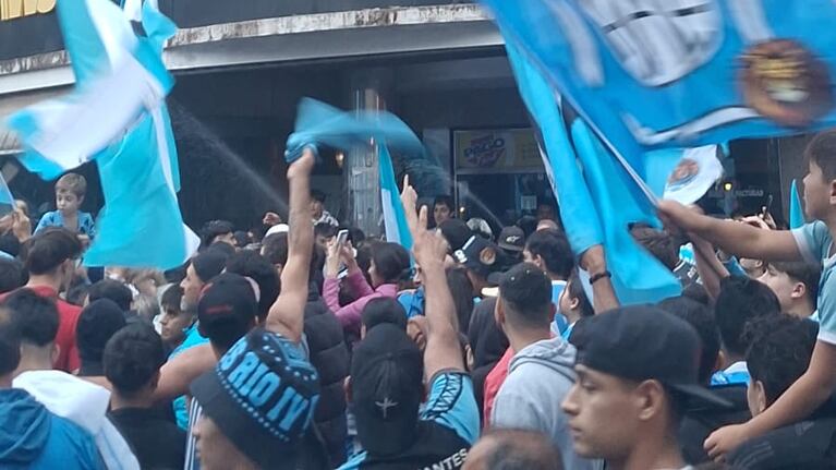 Estudiantes de Río Cuarto desató una fiesta histórica en las calles de la ciudad