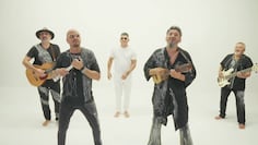 Ya salió "Un millón de rosas" por La Pepa junto a Los Tekis