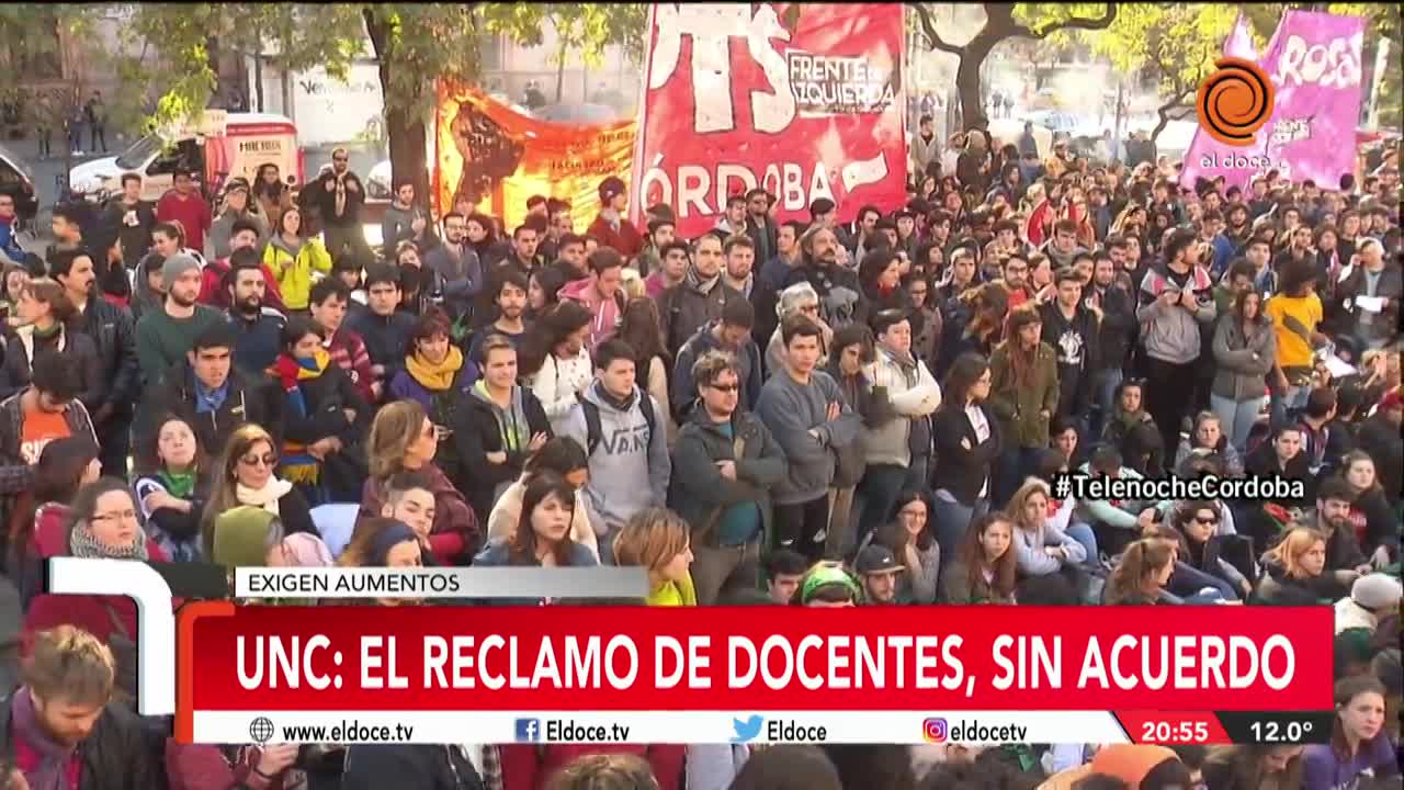 Estudiantes protestaron en apoyo a los docentes