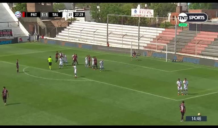 Patronato lo dio vuelta de pelota parada