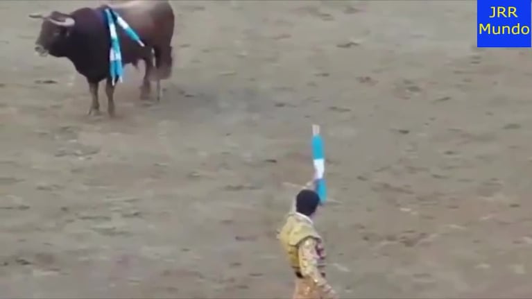 La espeluznante cornada a un torero