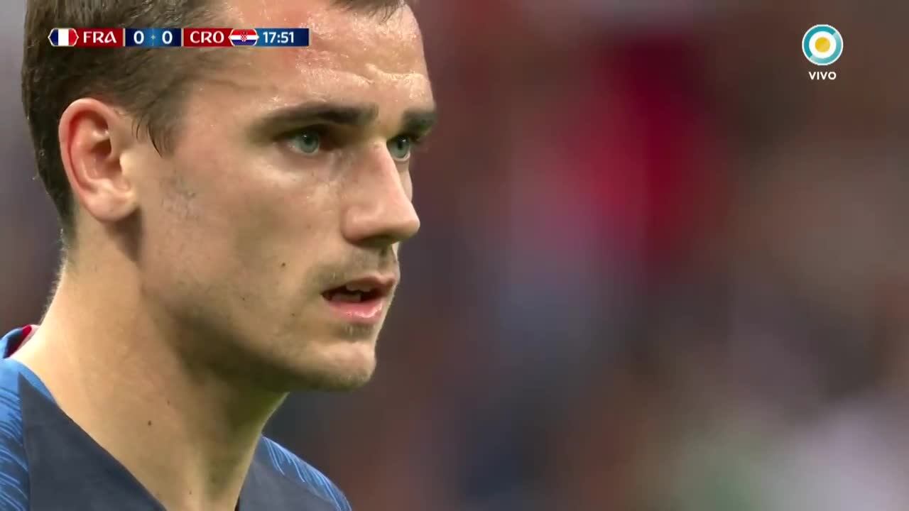 Mandzukic en contra, el 1-0 de Francia