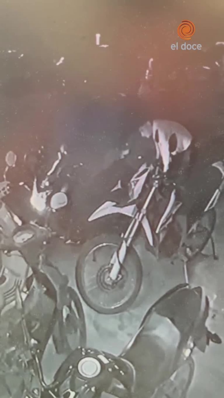 Robaron motos de una playa de estacionamiento de Córdoba