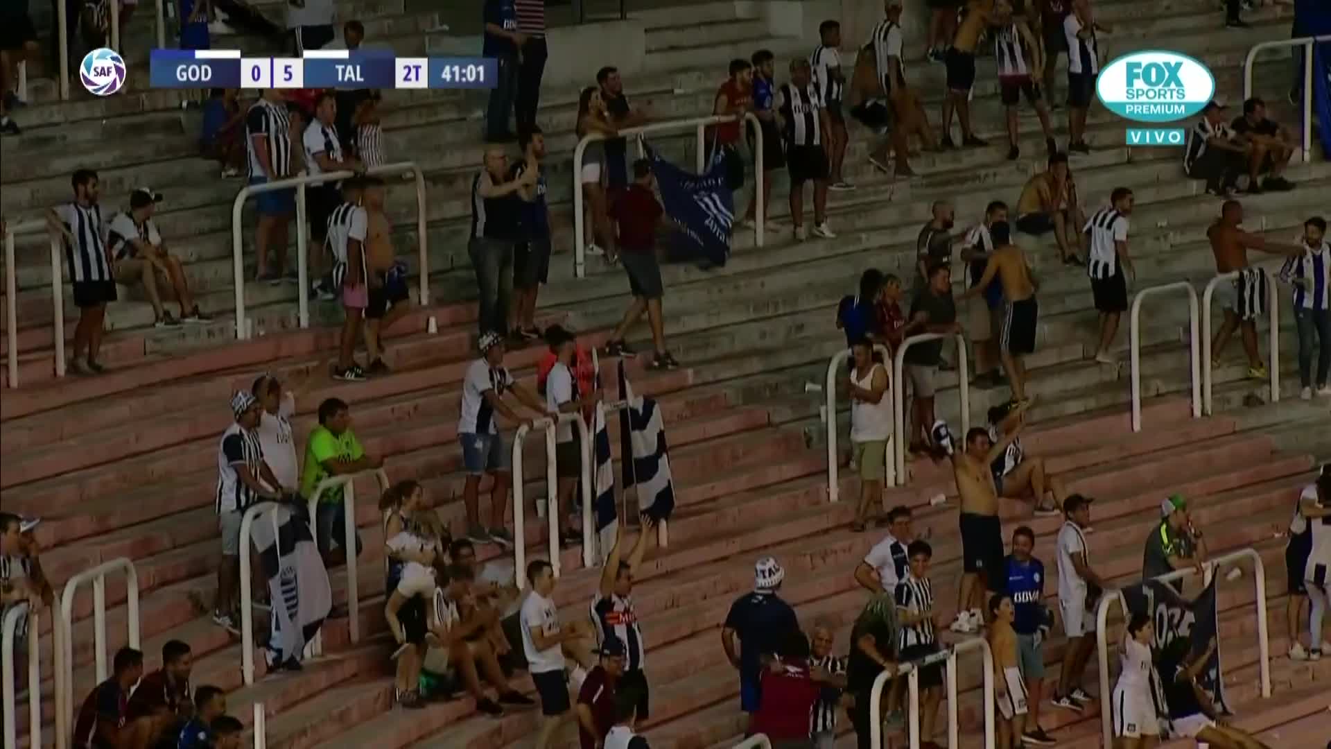 Méndez sentenció el 5-0 de Talleres a Godoy Cruz