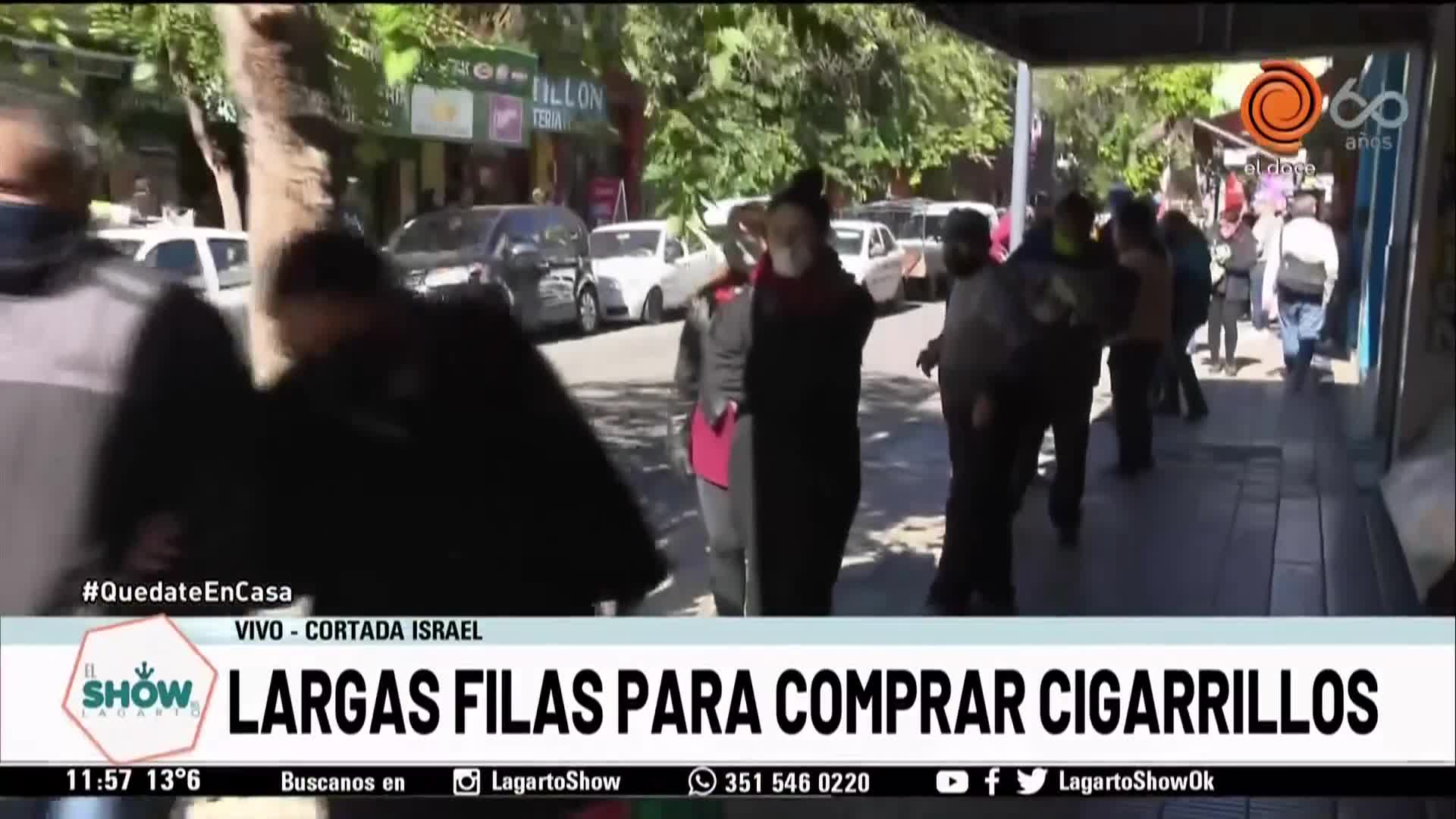 Largas colas para comprar cigarrillos