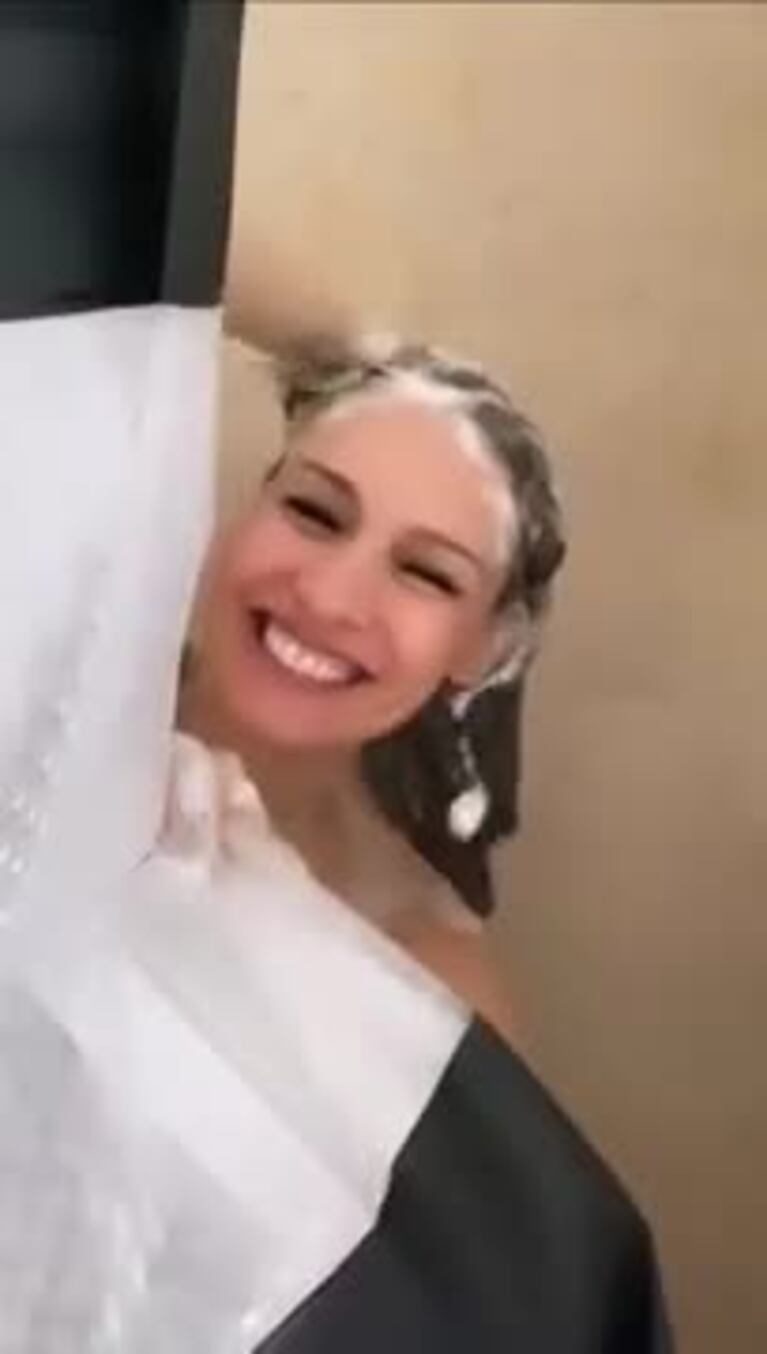 Pampita y su ducha en el camarín de La Academia