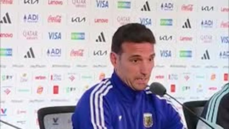 Scaloni sobre las pausas de hidratación