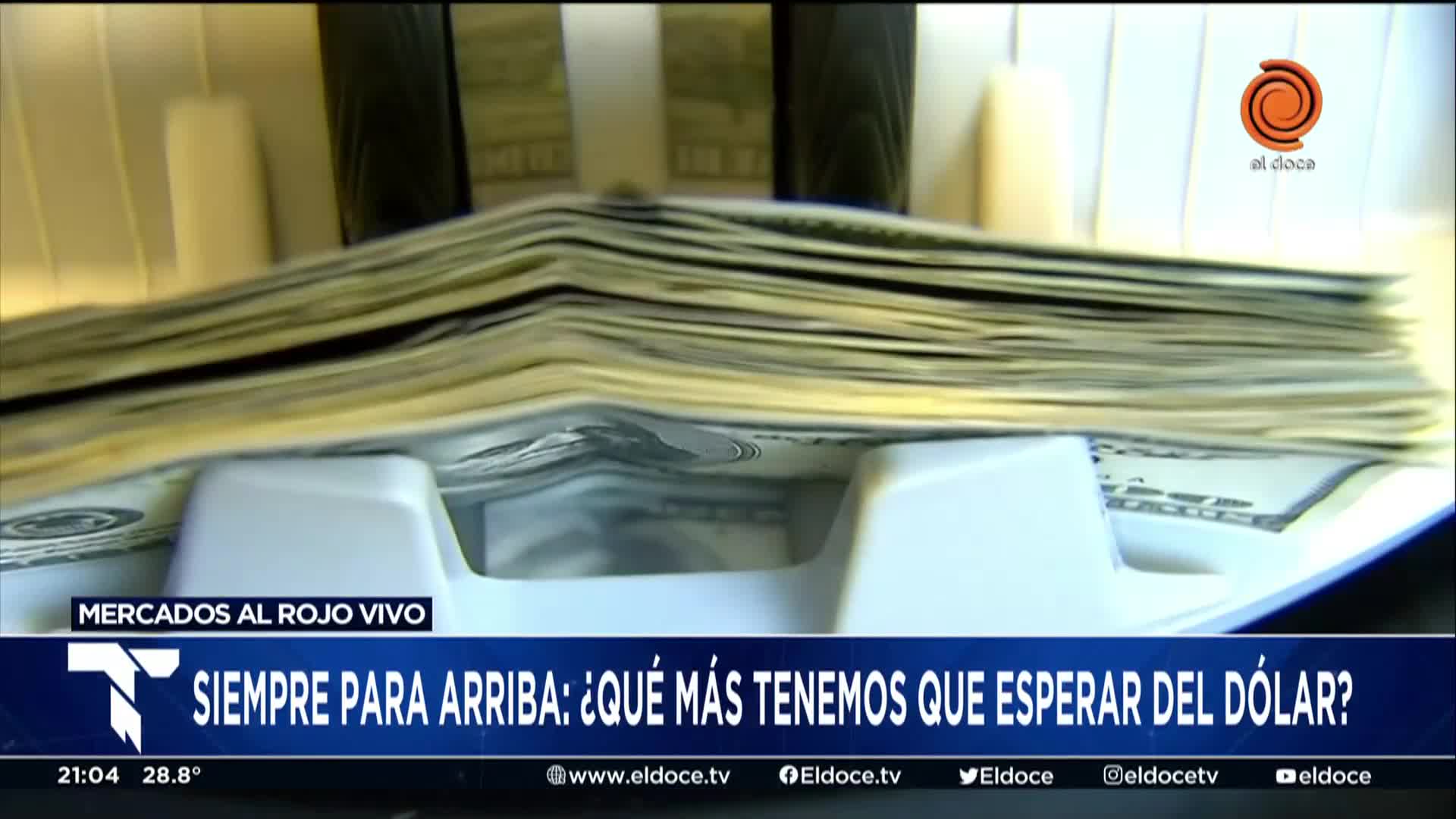 El dólar blue cerró a $208 y registró una suba de 25% en un año