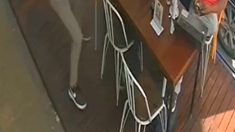 Les robaron mientras tomaban un café en Nueva Córdoba