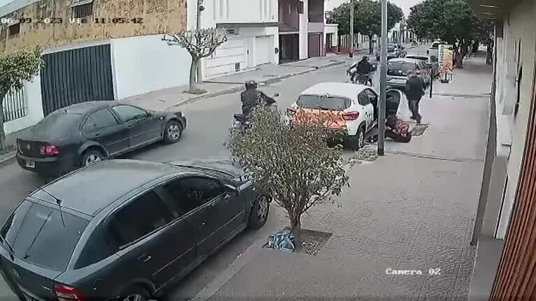 La asaltaron de a cuatro en Yofre Norte