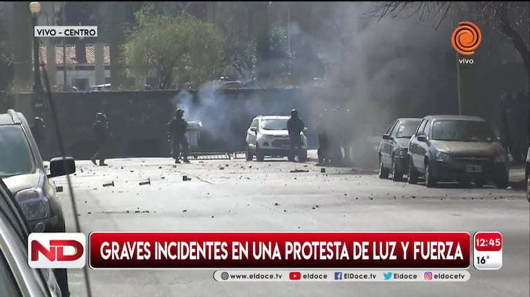 Graves incidentes en la marcha de Luz y Fuerza