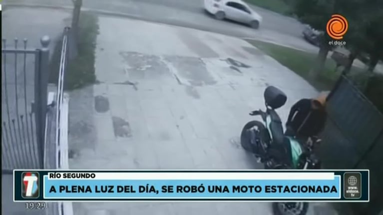Robó una moto a plena luz del día en Río Segundo