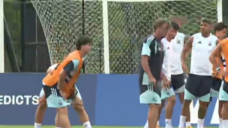 El último entrenamiento de la Selección antes de jugar con Inglaterra