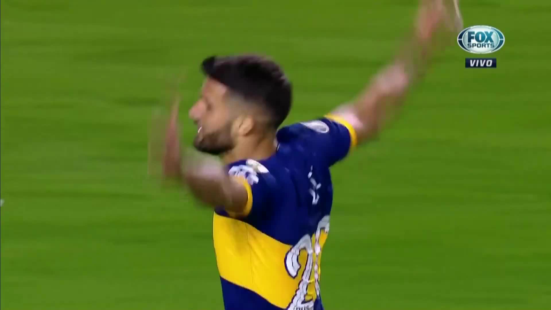 Hurtado puso el 1-0 para Boca contra River