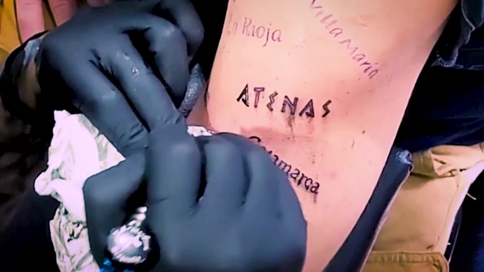 El Loco Amato se tatuó los escenarios donde tocó