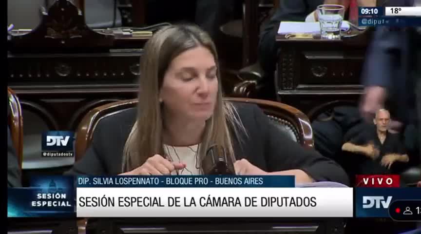 Perdió un hijo hace un mes y emocionó en Diputados