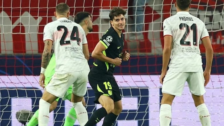 De zurda y al ángulo: el golazo de Julián Álvarez en Champions para sacarse la mufa de 6 meses sin convertir