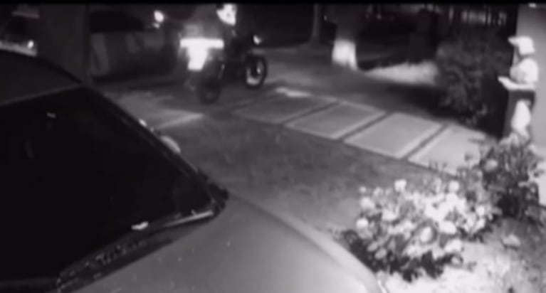 Un delivery evitó el robo de su moto con una patada voladora: “Todo queda en la nada”