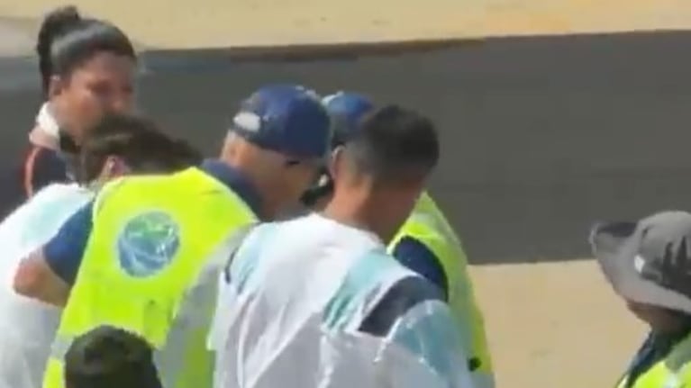 La risa de Messi por el Cuti en el aeropuerto