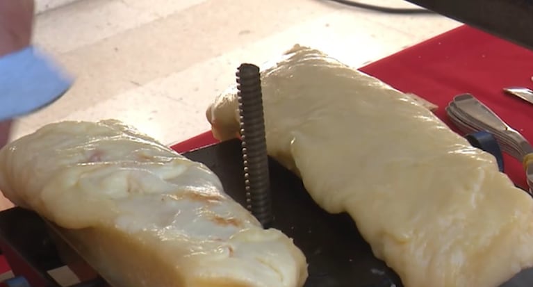 Los suizos en Córdoba viven la previa del partido con Argentina: raclette, tradición y un festejo medido