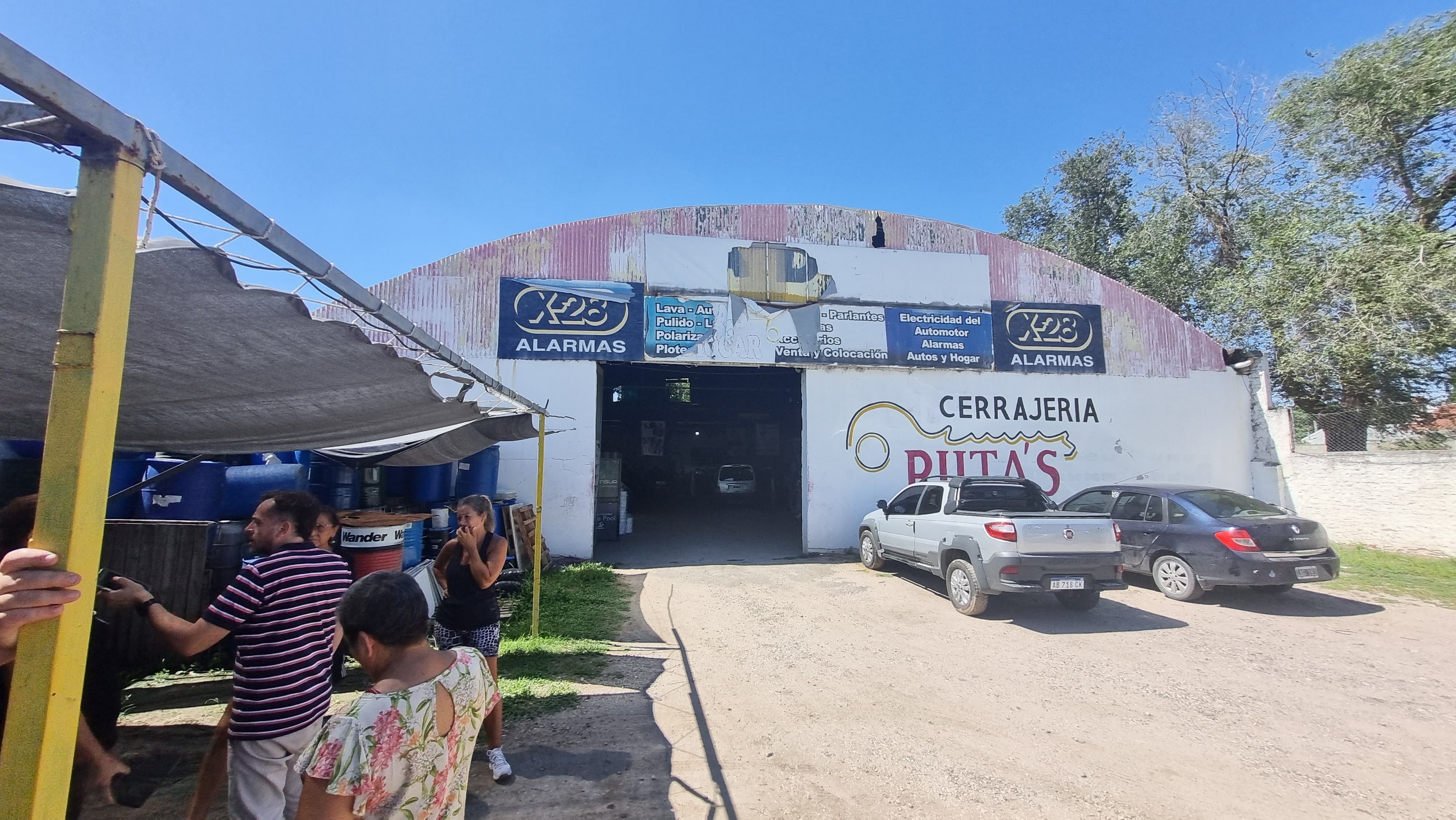 Abrieron su taller y encontraron a un ladrón lesionado 