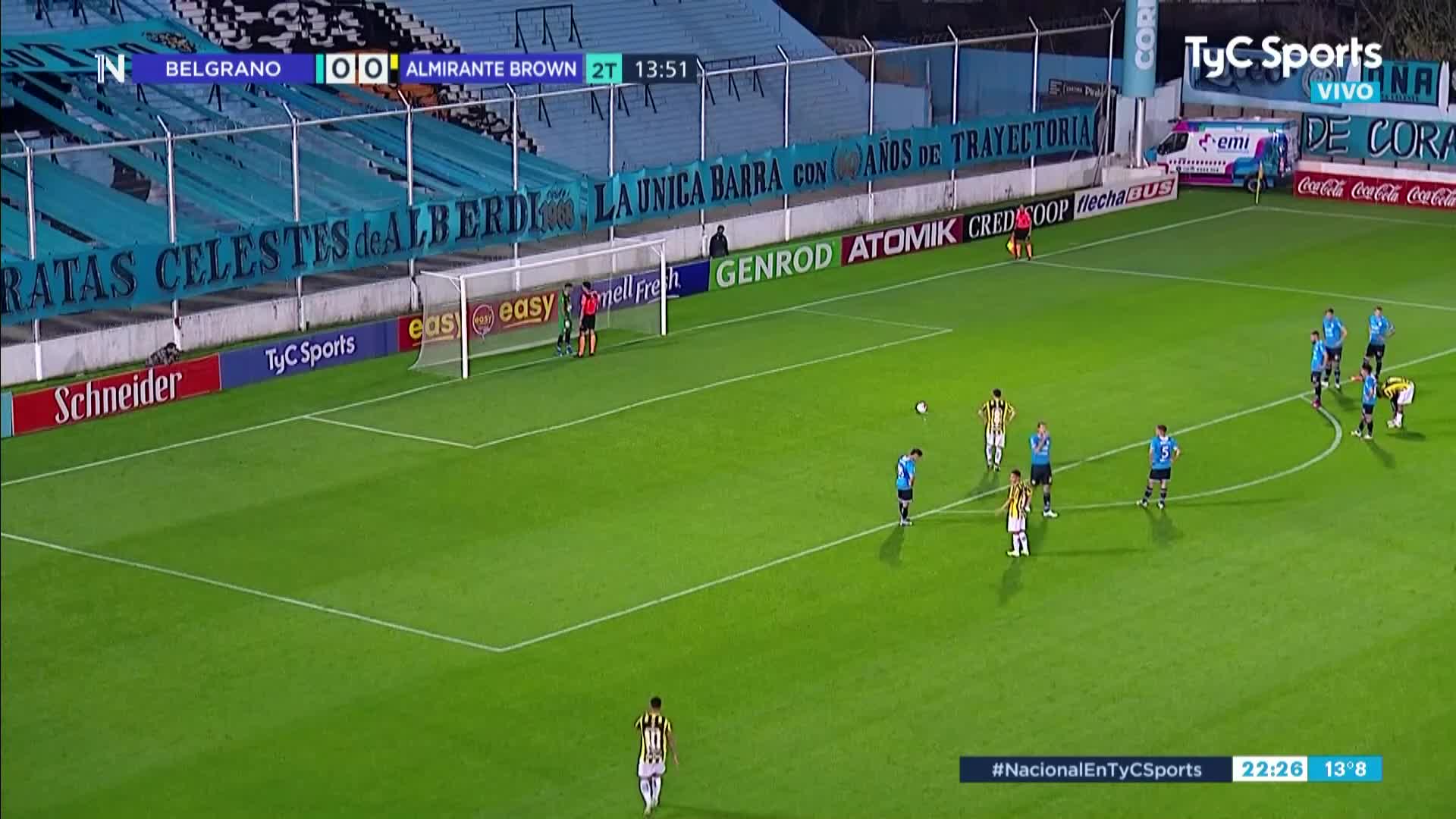 Almirante Brown le gana a Belgrano con un gol de penal