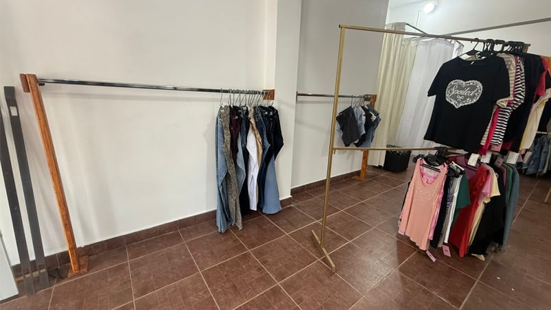 Le desvalijaron el local de ropa a cuatro días de haber abierto