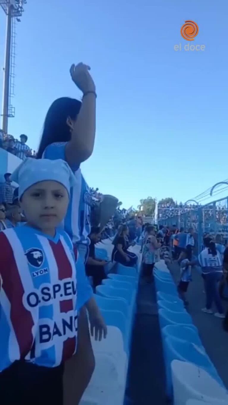 Superó el cáncer y festejó en la cancha de Racing