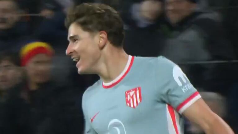 Julián Álvarez selló su doblete ante el Sparta Praga