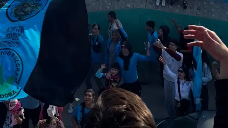 Video: así arrancó la histórica caravana del Belgrano campeón