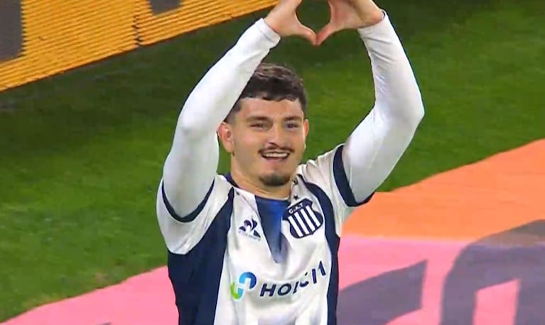 El gol de penal del uruguayo Álvarez Martínez y el 1 a 0 de Talleres ante Central