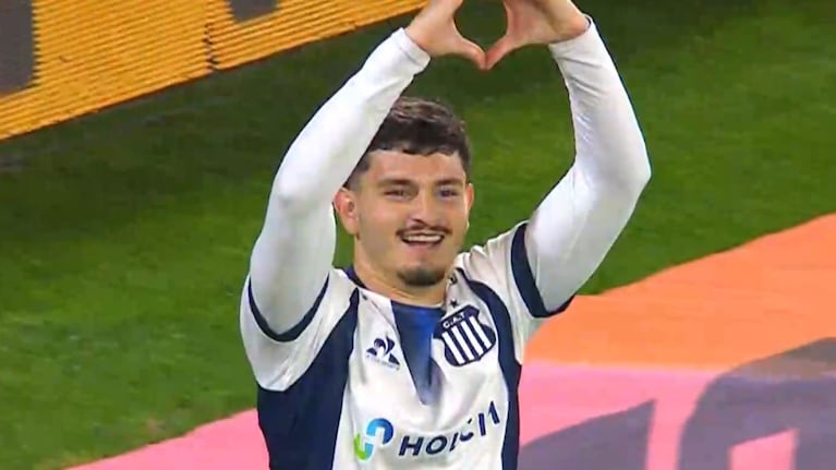 El gol de penal del uruguayo Álvarez Martínez y el 1 a 0 de Talleres ante Central